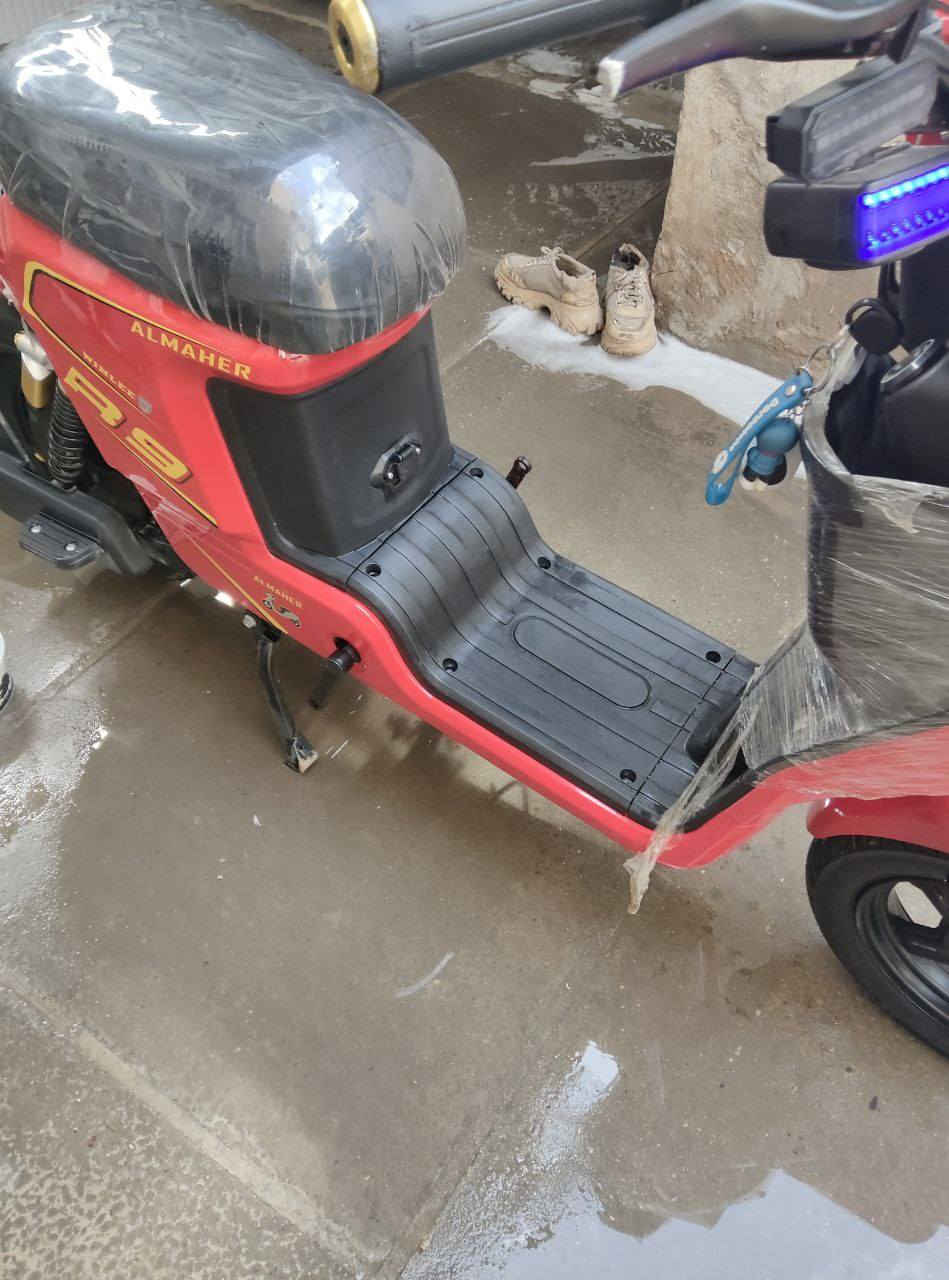 سلام عليكم دراجة شحن R9جديدة صارلي 5اشهر من جبتهة وسعرهة مناسب 450الف راسلني خاص


**إذا كنت صاحب هذا الإعلان وتريد حذفه لأي سبب، رجاءا أرسل رسالة إلى الدعم الفني**