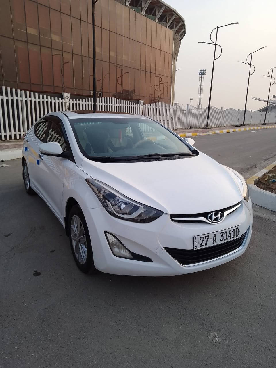 السلام عليكم للبيع النترخليجي فول مواصفات 2015مكفوله كفاله عامه ما عده بارد بصيط مكينة 1800دوش ما مفتوحه سياره جاهزة تبريد ثلج حداديه تخم تاير تحويل مباشر السعر 128وبيه مجال بصيط مكاني ناصريه مركز ***********
