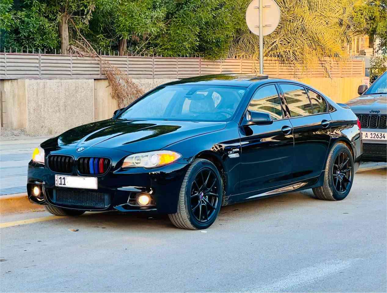 السلام عليكم 
للبيع BMW F10 550i
موديل 2011 M5كت
محرك 8 سلندر تون تيربو
تو ويل اصل 
كير ومحرك جدد مكفولات
السياره وارد امريكي بدون حادث كلين تايتل وتقريرها موجود فول 1/1 مواصفات 
ماشيه 138 الف ميل
رقم بغداد باسمي
للبيع رايده ب175 وبيه مجال بسيط للشراي 
مكانه بغداد اليرموك 4شوارع 
*********** متواجد وتساب بغداد, العراق

