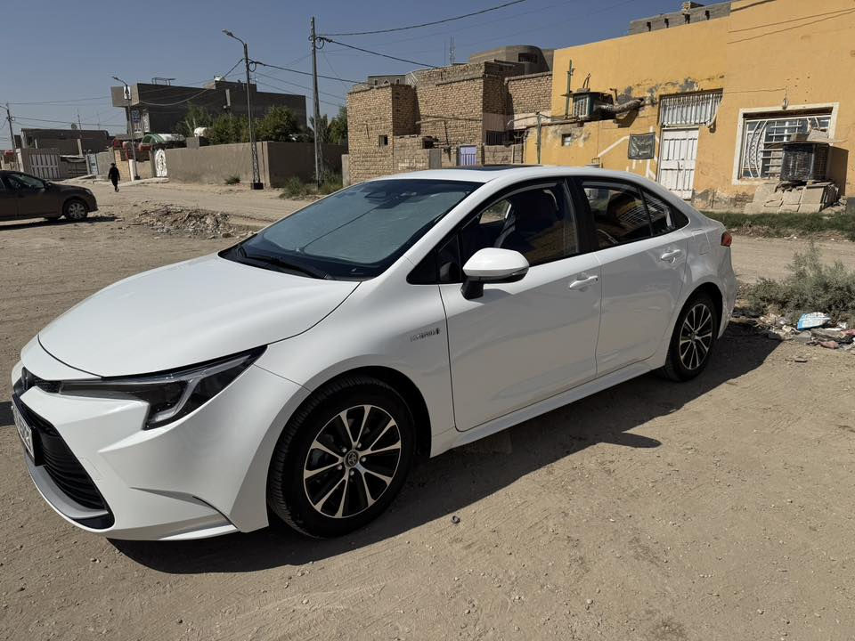 السلام عليكم
كورلا هايبرد 2024 شكل الامريكي

عداد 27 الف

فول كشنات لون مشمشي

بيها طخة صغيرة موضحة باخر صورة

السعر 143 بيها مجال جداً بسيط
*********** واتساب
مكاني الديوانية
