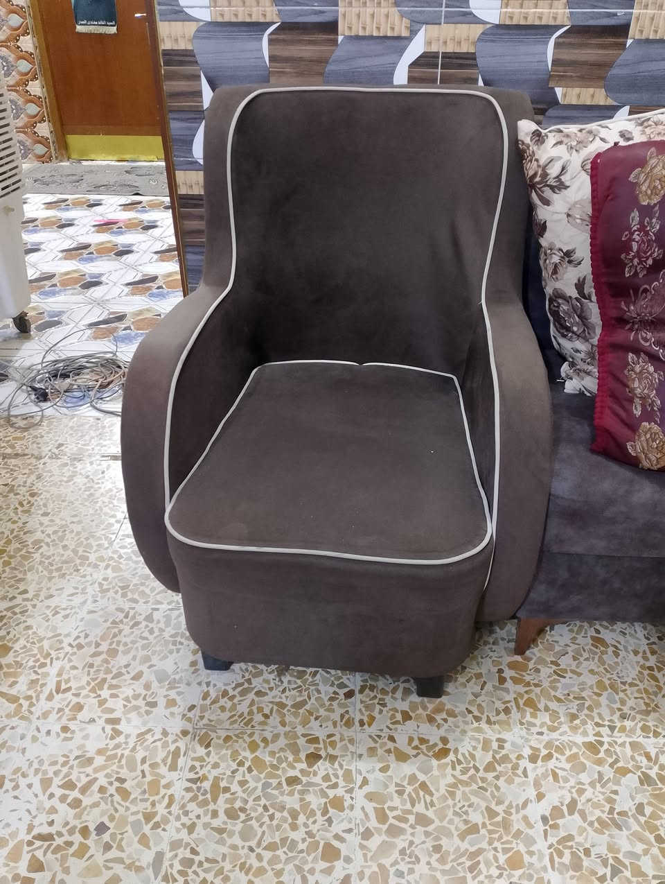 سلام عليكم قنفات البيع ***********
