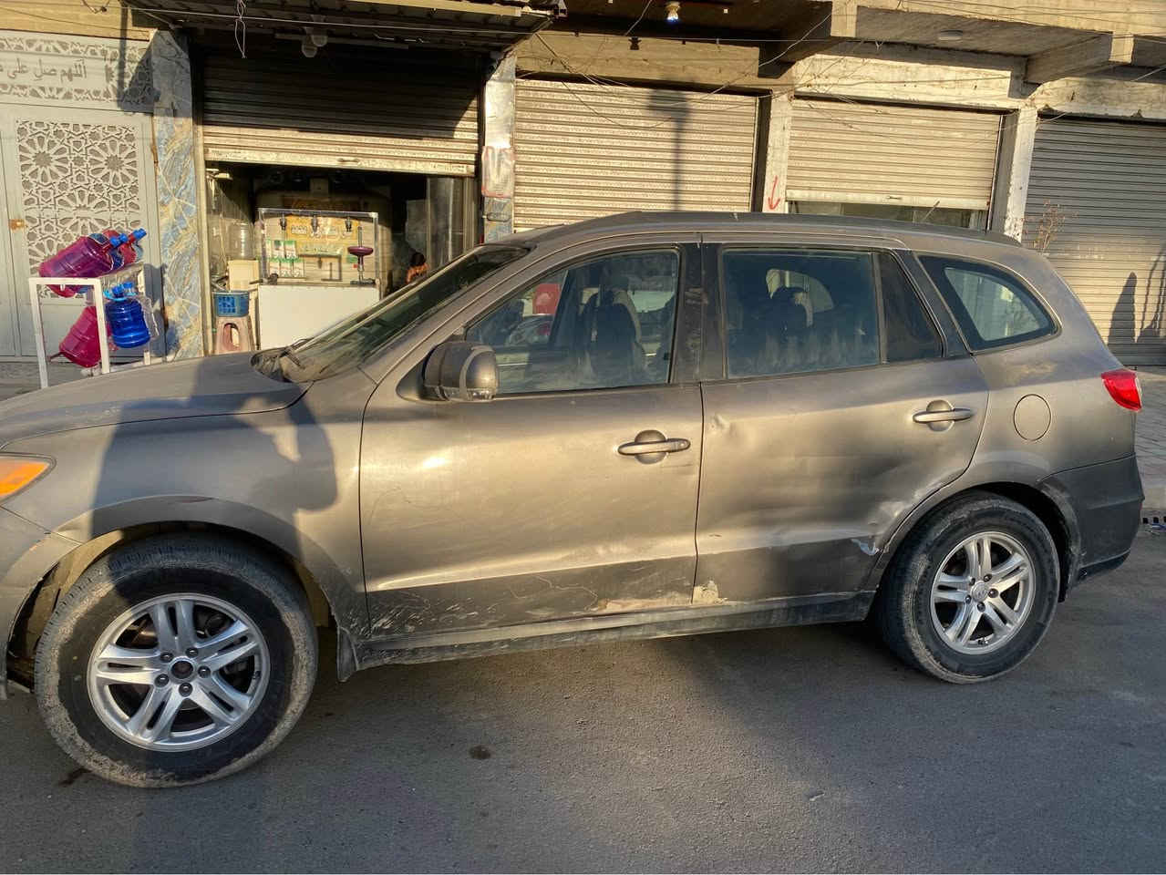 سلام عليكم سنتافيا 2011وارد امريكي 
تبريد قطعتين شغال مكينه كير بحاله جيده نضيفه
سياره صبغ جارد بيه طخطخات مصبوغه حزام جماليه سبب اثار جراد سعره 100وبيه مجال 
*********** بغداد, العراق
