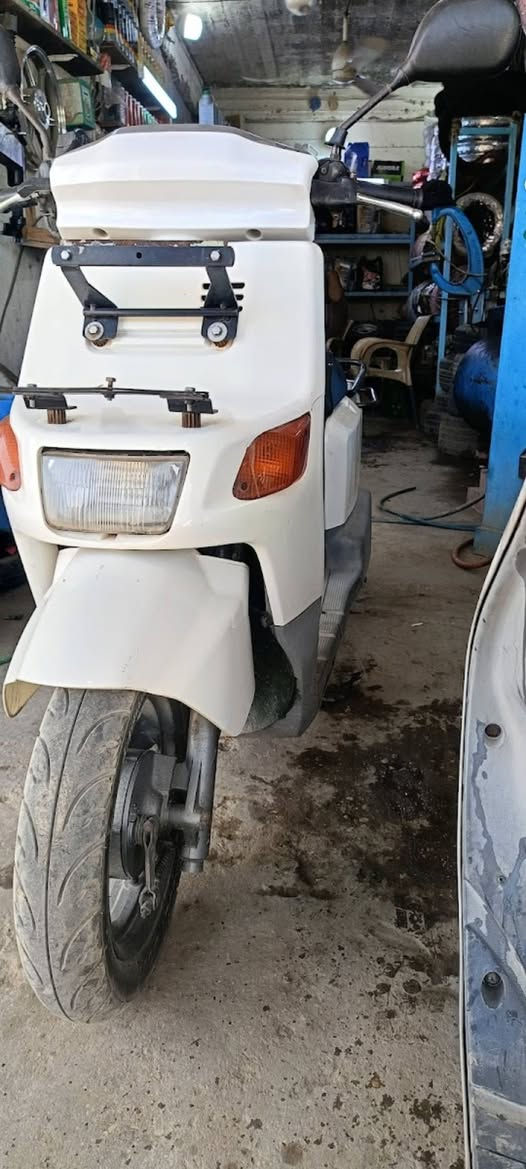 للبيع بيكم دراجه فول حاويه شوف بعينك السعر 600وبيها مجال حك جيه هاذا الرقم***********التواصل فقط المكان كربلاء طويريج
