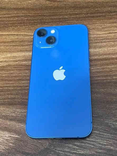 سلام عليكم iPhone 13 عادي للبيع بطارية 92 نظافة 100 جهاز مقفول السعر خاص مكاني بغداد ***********
