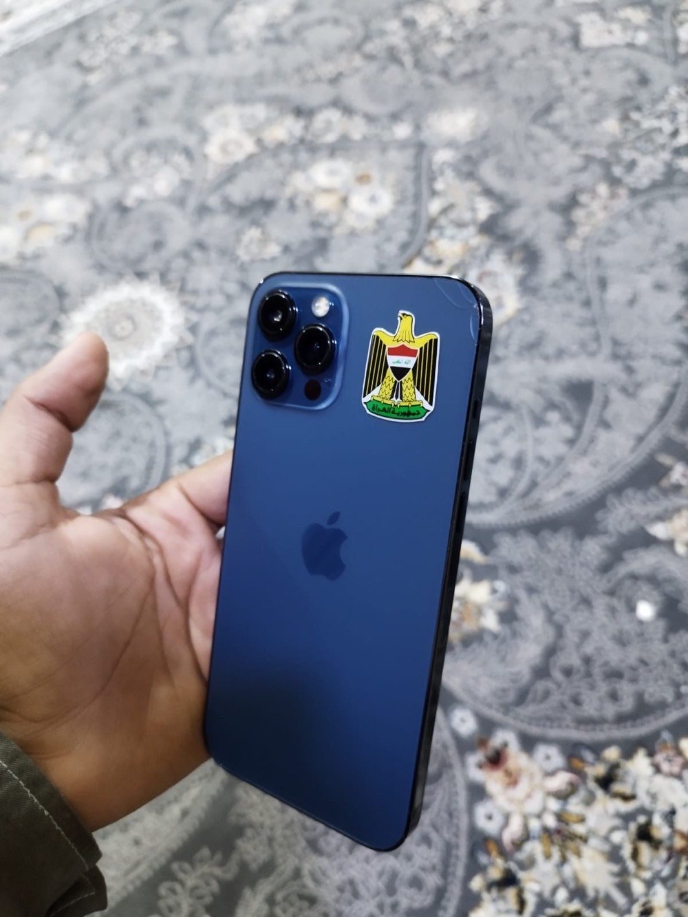 ايفون 12 برو ماكس وتر على وضع الشركة ما مفتوح ونضافته مثل ما موضح بل صور استخدامه على ايدي وين ما تريد افحص بي فقط السماعة الجوة عاطلة وسعره كلش رخيص بـ5الاف واسمع بل فوك عالية ذاكرة 256 بطارية 77 على وضع الشركة الله شاهد كلش حلو الصرف وما متعب مجرد رقم نازل كلشي مذكور بل منشور الشراي حياك الله السعر 400 مكاني البصرة كرمة علي ***********