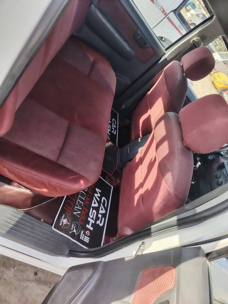 السلام عليكم اخوان تيوتا ٢٠١٤ بيها جاملق امامي رقم سليمانيه انكليزي تريد تحويل تريد وكاله السياره ماشيه ٢٠٠ جديده بمعنه الكلمه محرك مكفول السعر ١٦٧ بيها مجال مكانها واسط الصويره الاتصال ***********
