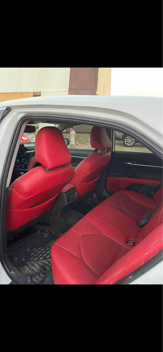 ‏𝐓𝐎𝐘𝐎𝐓𝐀 𝐂𝐀𝐌𝐑𝐘-XSE
تويوتا كامري (XSE) موديل 2024
اللون : ابيض
عداد المسافة : 15الف
حجم المحرك : 2.5L ( 4.سلندر )
ملاحطة السيارة : 5 قطع بدون دواخل شرط
المواصفات : XSE
ابواب  بصمة
بصمة تشغيل 
تشغيل عن بعد (𝐑𝐄𝐌𝐎𝐓𝐄 𝐒𝐓𝐀𝐑𝐓)
شاشة كبير لمس
داخل احمر
كاميرا
اوتو ستارت (𝐀𝐔𝐓𝐎 𝐒𝐓𝐀𝐑𝐓)
اوتو ستوب (𝐀𝐔𝐓𝐎 𝐒𝐓𝐎𝐏)
رادار امامي (تحديد مسار)
‏‎رادار جانبي (نقاط عمياء)
‏‎رادار خلفي (التحذير من الاصطدام)
‏‎حساسات امامي
‏‎حساسات جانبي 
‏‎حساسات خلفي 
مانع انزلاق+𝐀𝐁𝐒
نظام (𝐄𝐂𝐎)
نظام (𝐍𝐎𝐑𝐌𝐀𝐋)
نظام (𝐒𝐏𝐎𝐑𝐓)
كير شفتات استيرن
تحكيم استيرن
استيرن هيتر
كشنات جلد
كشنات كهربائي
كشنات هيتر
تبريد لمس
تبريد مركزي
لايتات (𝐋𝐄𝐃) عدسة زينون
بكلايتات (𝐋𝐄𝐃) بلادي
ويل كروم
السعر 168$مجال
‏‎تفاصيل اكثر الاتصال علی ارقام التاليه  
كورك واتساب ***********
مكان السياره عقره أربيل, العراق
