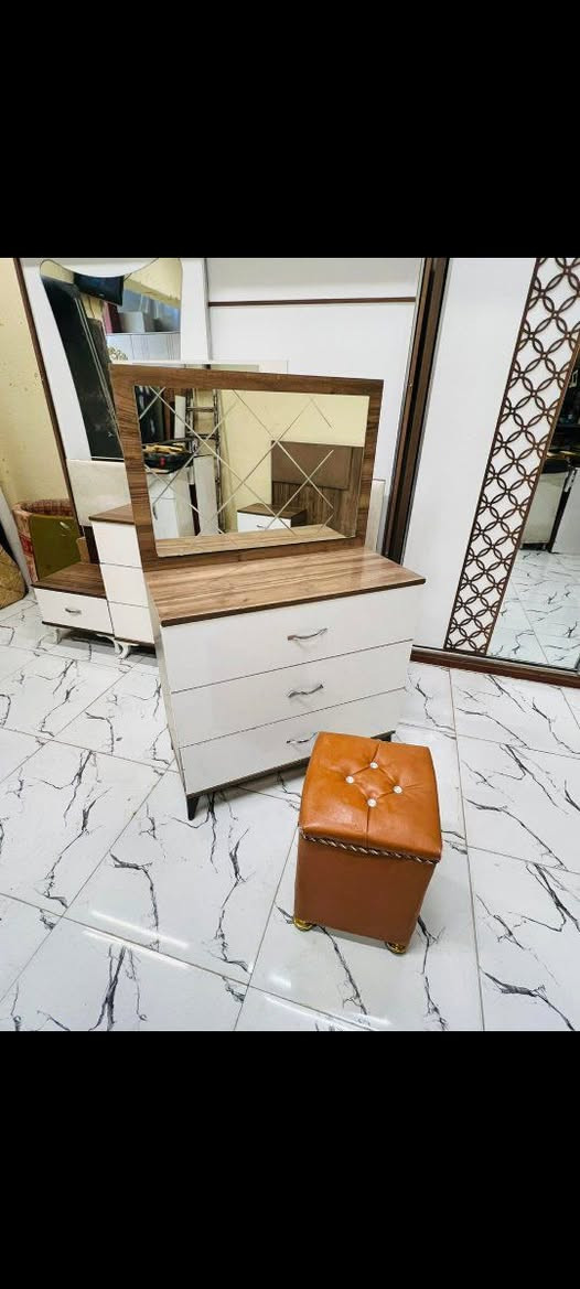 #غرفة# تركي# نضيفة حيل ٤٠٠ @إشارة


**إذا كنت صاحب هذا الإعلان وتريد حذفه لأي سبب، رجاءا أرسل رسالة إلى الدعم الفني**