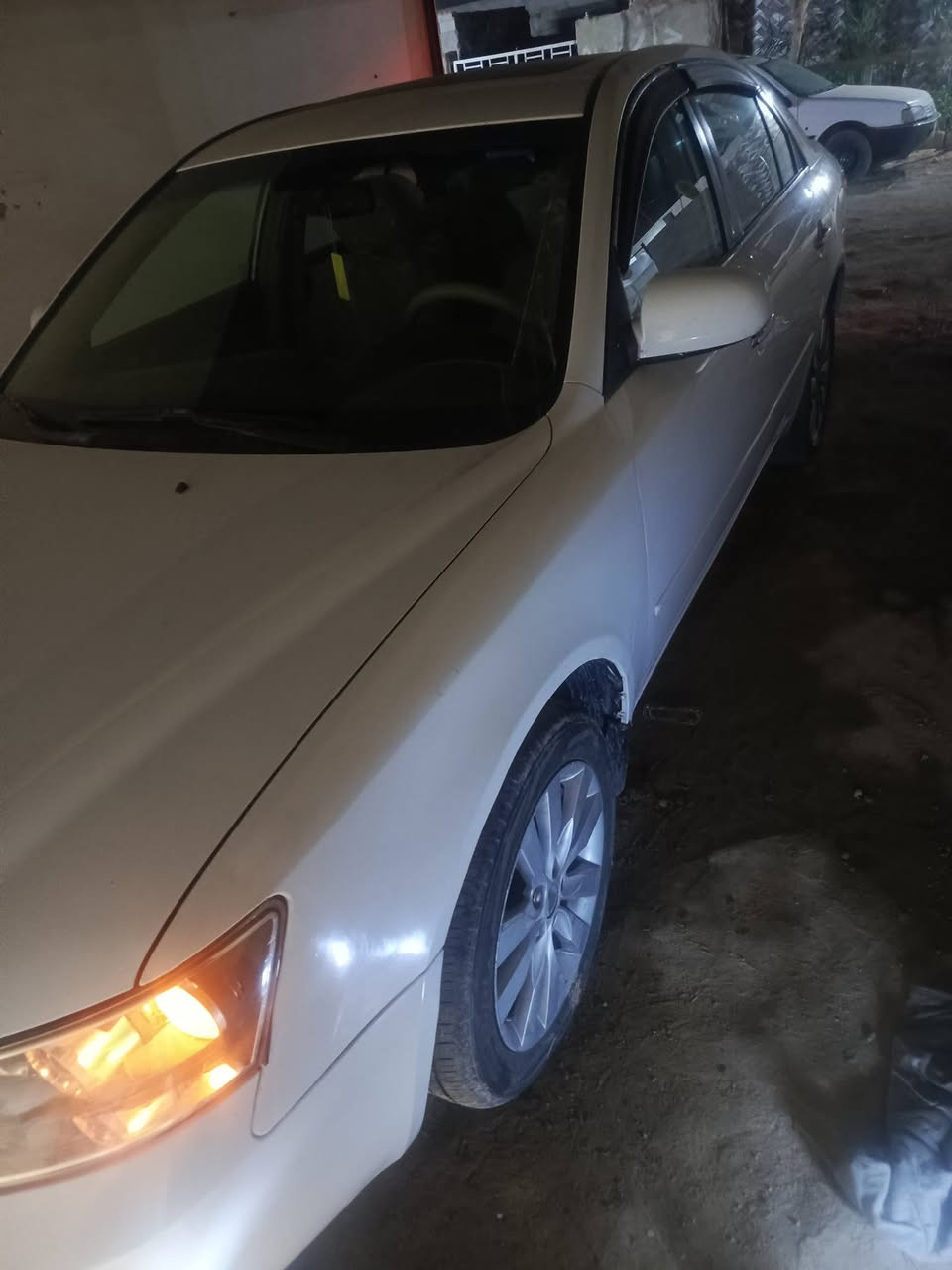 سلام عليكم سياره سوناتا 2006 رقم دولي باسمي سنويه2030 ثلاث قطع مذكورات بسونار محرك 3300 سياره خليجيه حداديه جديده محرك جديد فول مواصفات كامله حساسات خلفيه كامره دواره فتحة سقف تحكم استيرن رقم الهاتف الشراي يتصل ***********
