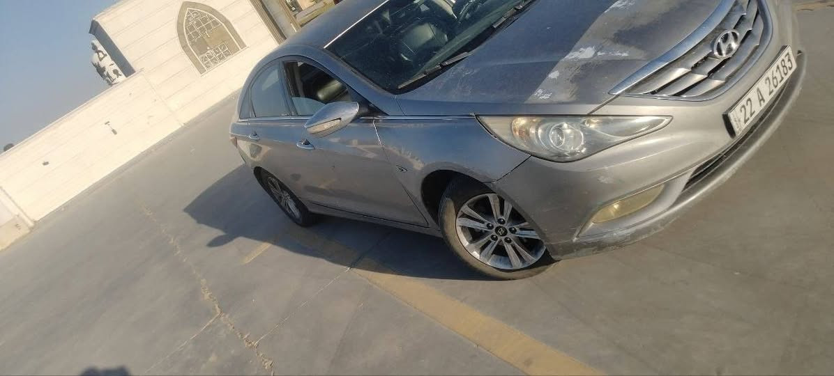 سوناتا 2011 خليجي دوش 2000 بيهة جاملغ بارد بدون دواخل تبريد شغال كير ومكينة لا تبخير ولا تنقيص بيهة جراد الي بلصورة السيارة بيهة نواقص قليلة سنوية منتهية راعيهة عربي موجود السعر خاص العنوان كوت واسط
***********

