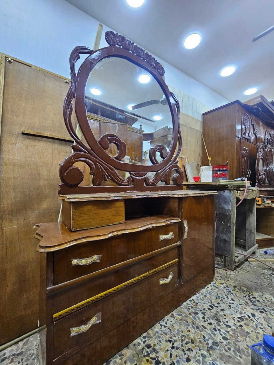 غرفة صاج عراقية ست محلق نظيف ومابي اي ضرر سعرةة 475 وبي مجال مكاني شعب شارع صحه ديوان واكو توصيل داخل بغداد لاتصال واتساب فقط 
***********
