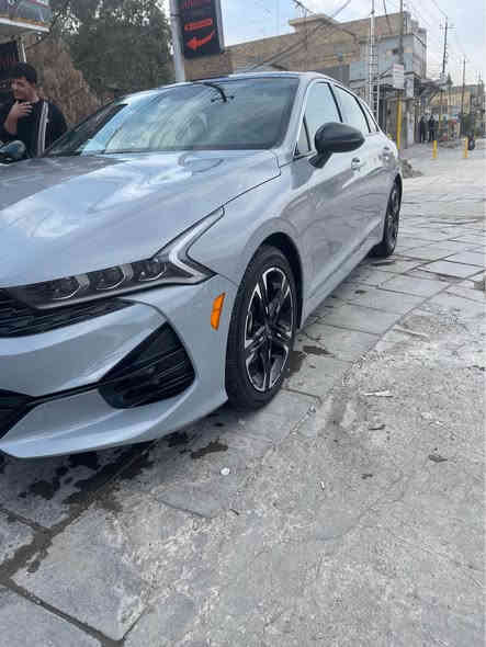 سلام عليكم كي فايف موديل ٢٣ جي تي لاين فول مواصفات للاخير واحد علي واحد محرك ١٦٠٠ تيربو تراي زيرو سيارة حادثها بسيط جدا بدون اي دواخل بدون شواصي بدون لغود سياره ماشيه قليل  ٦٦ لون إسمنتي 
تحكمات ستيرن جهتين +بنوراما +بصمة أبواب بصمة تشغيل تشغيل عن بعد درايف مود كراسي كهرباء حساسات جانبيه خلفيه أماميه  شاحن واير لس 
بيها هواي مواصفات ريمونت بالبصمه تقديم ترجيع 
فول الفول مكان السياره ( ليبل واحد السيارة ) بغداد البياع 
الرقم بي واتساب 
***********
السعر ١٩٢ و بيها مجال حك الجيه بغداد
