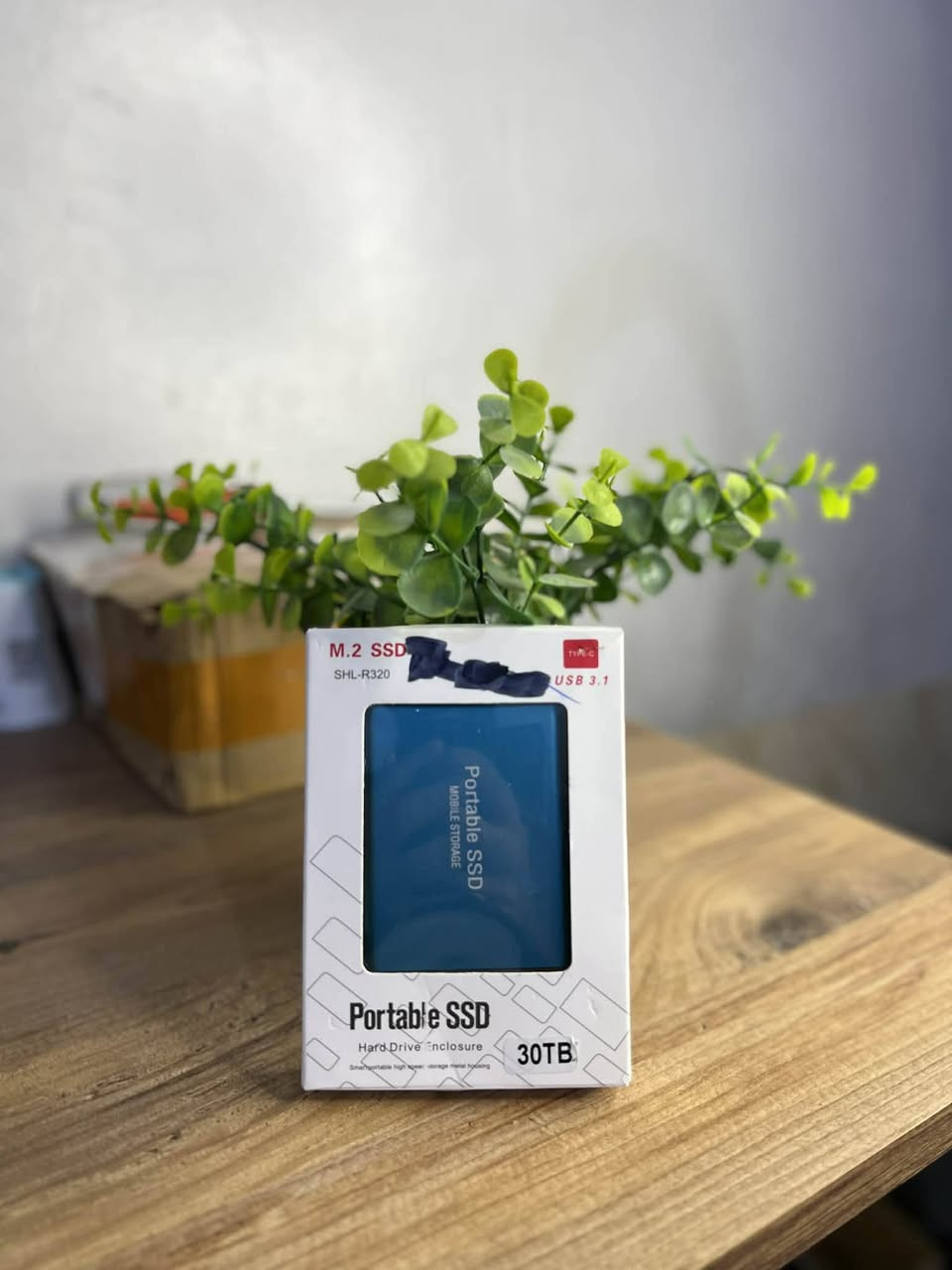 السلام عليكم شباب هاردات SSDM.21TB عدد 3كلهن اصلايات وع الفحص ثنين جدد بالكارتون بس مفحوص وواحد مستخدم شهر تفريبا وعند SSDخارجي 30TBهم جديد لوك  ابيعهن شلع وشرط الشغل اعلة سعر ابيع قيم بما يرضي الله لتكسر بحلال العالم اسف ع الاطالة هذه رقمي ***********
