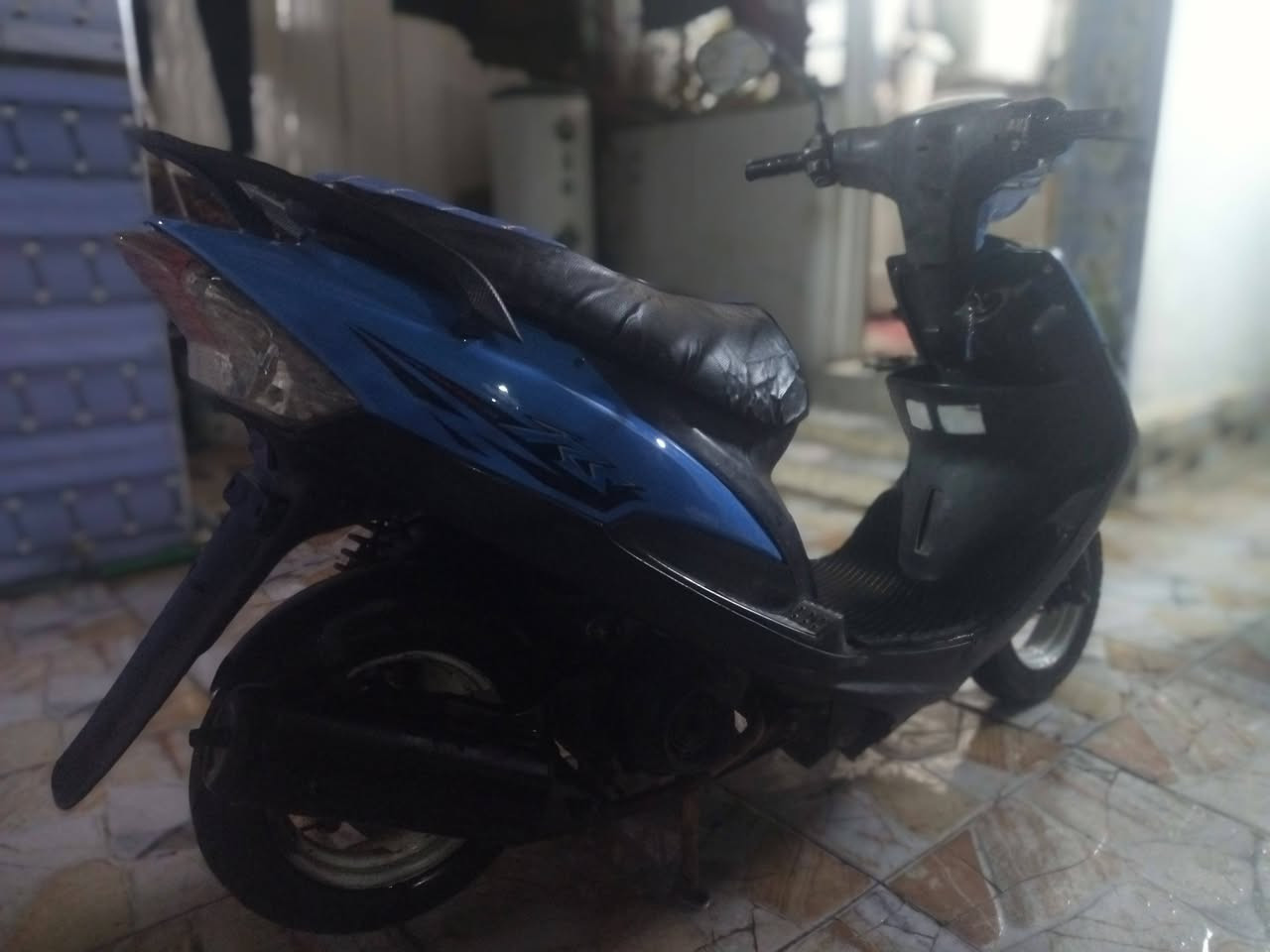 السلام عليكم
دراجه ماكس120 للبيع فقط بدون مراوس
 دراجه كلشي جديد وخير من الله
 بكلايت جديد تايرات جدد كلجات جدد باتري جديد عداد جديد قايش جديد كشن جديد اشاير جدد ارضيه جديده  كتفات جدد
شلعه ومعدل فول كفراتها RS
مختمه واحد
موديل 2007
شغاله هندر واحد وسلف نكره
المكينه ناعمه شرط الدهن مال السياره فقط(BMWالماني)
استخدام الدراجه من البيت للشغل ومن الشغل للبيت
السعر:؛قيم واخذ
المكان الديوانية حي الحضارة
للاستفسار تواصل خاص او مراسلة واتساب فقط.... ***********
