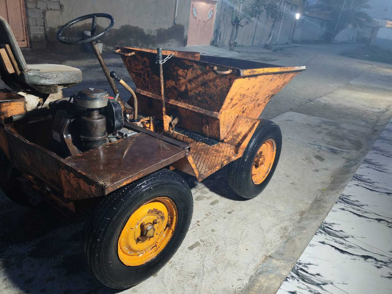 للبيع دنبر تصنيع جديد عالي الرقم ***********
