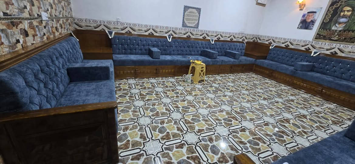 محلات ابو حسين 
العنوان واسط العزيزيه 
ديوان صاج تزكام شغل درجة اوله 
*********** / *********** كرار الشمري

