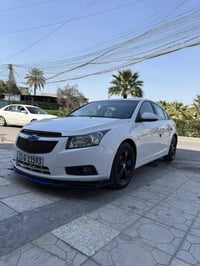 شوفر ليت كروز موديل 2012 استلام الشركه العالم خليجه كفاله عامه السياره...