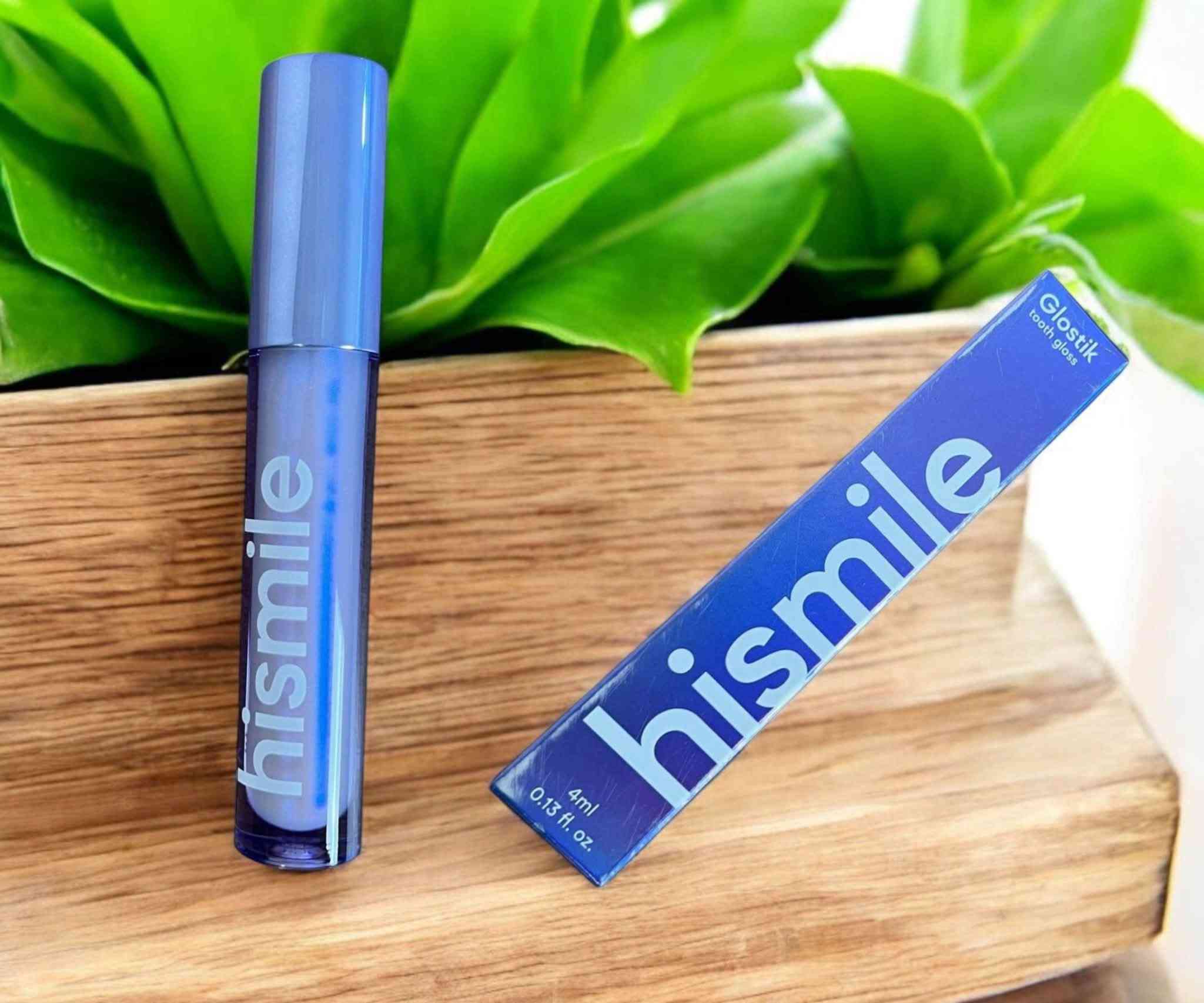 قلم مبيض الاسنان من هاي سمايل

استخدامات المنتج

غلوستيك تلميع الأسنان من Hismile هو منتج تجميلي يمنح الأسنان لمعانًا فوريًا ليجعل الابتسامة أكثر إشراقًا وجاذبية.

مصمم ليكون سهل الاستخدام في أي وقت ومكان، مما يجعله مثاليًا للاستخدام اليومي، المناسبات الخاصة، والتقاط الصور.

المميزات

يتميز بتركيبة متطورة تمنح الأسنان لمعانًا براقًا دون الحاجة إلى علاجات معقدة، يحتوي على مكونات آمنة تعزز التألق دون الإضرار بطبقة المينا.

سهل التطبيق باستخدام الفرشاة المدمجة، حيث يمكن وضعه مباشرة على الأسنان للحصول على تأثير فوري.

حجمه الصغير 4 مل يجعله مثاليًا للحمل في الحقيبة لاستخدامه أثناء التنقل.

لا يسبب الشعور باللزوجة أو الانزعاج، بتركيبة خفيفة تدوم لساعات.

مصنع وفق معايير عالية الجودة، حيث تم تطويره في أستراليا وصُنع في تايلاند لضمان أفضل النتائج.

الملاحظات

منتج للاستخدام التجميلي فقط ولا يحتوي على مواد مبيضة، غير مناسب للأطفال.

يجب تجنب ابتلاعه أو ملامسته للعين، يفضل استخدامه على أسنان نظيفة وجافة لتحقيق أفضل نتائج.

يحفظ في مكان بارد وجاف بعيدًا عن أشعة الشمس المباشرة 
السعر 20الف دينار .


**إذا كنت صاحب هذا الإعلان وتريد حذفه لأي سبب، رجاءا أرسل رسالة إلى الدعم الفني**