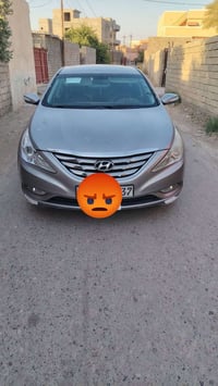 للبيع سوناتا أدوات ٢٠١٢ كير محرك تبريد كلها شرط بصمه تحكمات للاستفسار ...