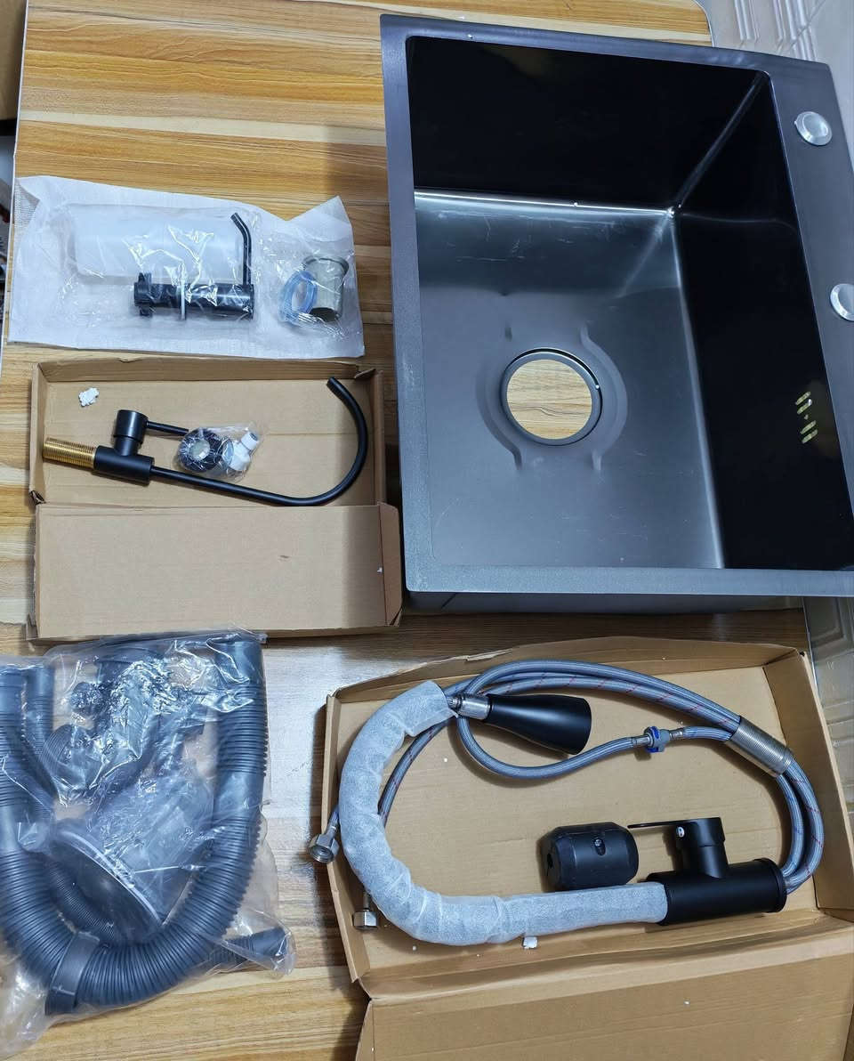 السعر ب 65 الف 🚿👑
حوض سنك  مطبخ اسود، 3 فتحات من الستانلس ستيل مقاس 56*45* 20 الارتفاع حوض مطبخ يثبت على الجزء العلوي، مجموعة ، موزع صابون، سلة قابلة للسحب للمطبخ الحديث


**إذا كنت صاحب هذا الإعلان وتريد حذفه لأي سبب، رجاءا أرسل رسالة إلى الدعم الفني**