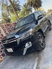لاندكروز ٢٠١٦ رقم اربيل محرك 8 سلندر 4600 لون اسود بيها بارد مكانين بس...