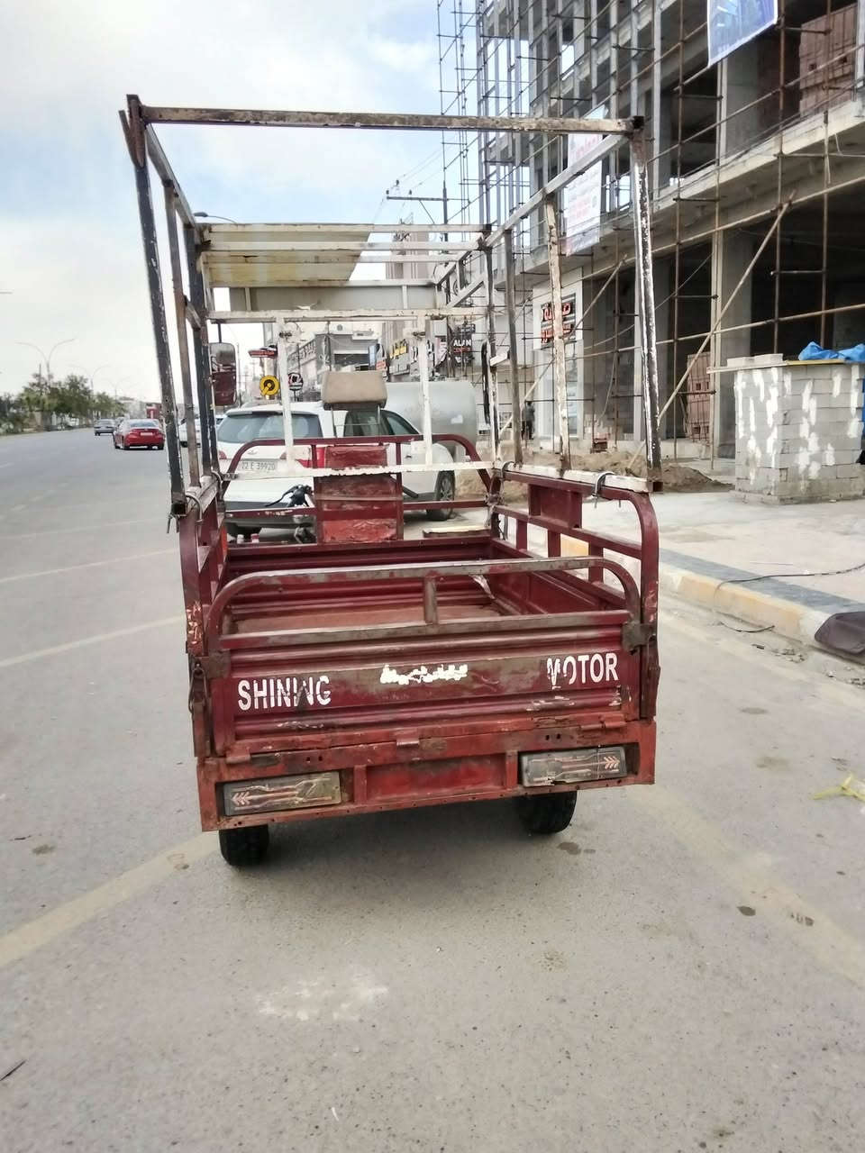 للبيع موديل 18 مابيهة اي عيب محرك 20 شرط لا صرف لا بخار كير بوكس جديد 825 وبي مجال

***********
