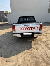 هايلوكس ناصي • اتوماتيك • ٢٨٠٠٠ كم