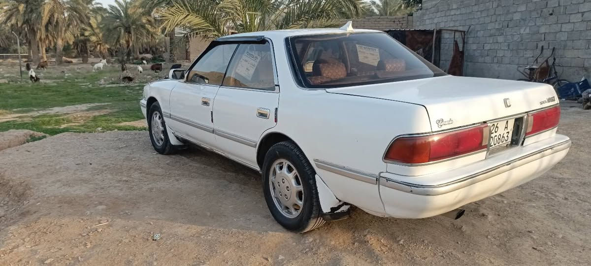 مارك شطح موديل 92 رقم صلاح دين دولي الجديد كير ومحرك مكفول تخم تاير جديد صدر امامي وخلفي جديد داخلهه نضيف مودشم كامل سياره ناعمه محرك ونجي خير من الله تبريد ثلج سنويه لل 2029 رقم دولي مشروع وطني 
مكاني ديالى *********** ,السعر 47 وبيهه مجال
