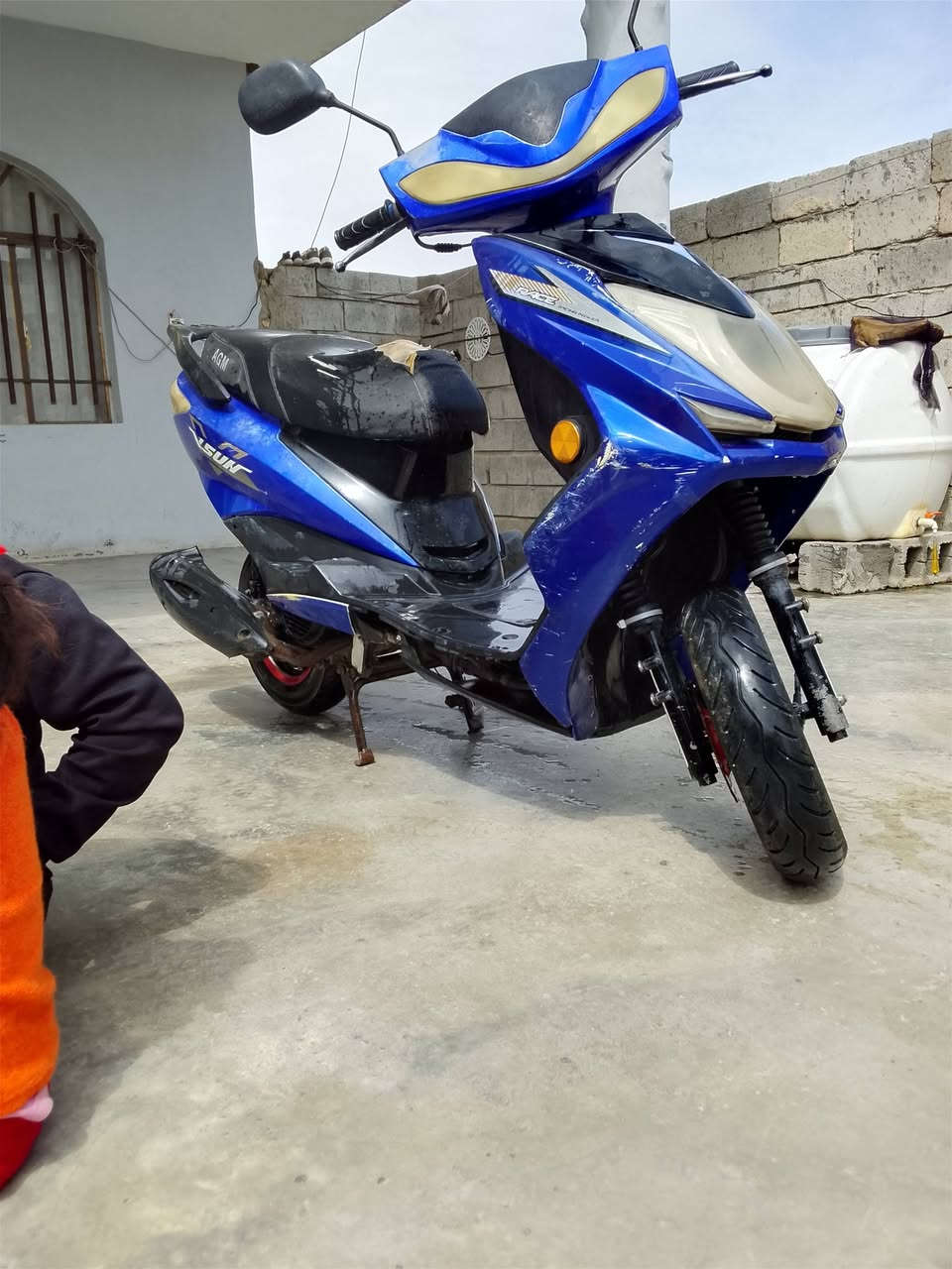 السلام عليكم دراجه سكنس فحل دراجه جديده كهربائيات شغاله مابيها نقص عدا باتري السعر 350 الف. رقم ***********
