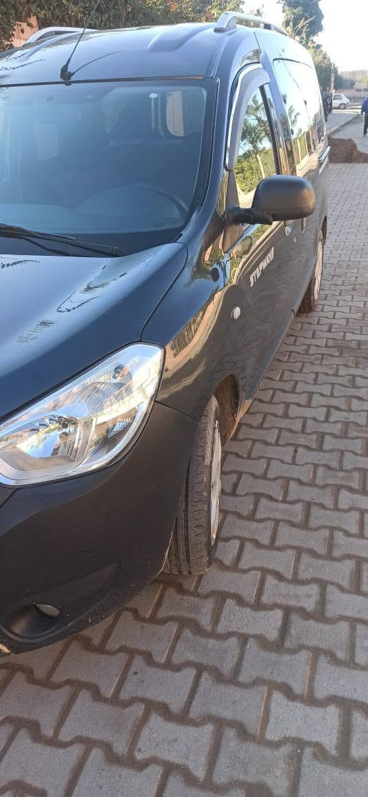 dokir mod 2018 tout option 
140⁰000 km
mojoda f belfaa
07@12@64@30@01@ بلفاع, اشتوكة أيت باها


**إذا كنت صاحب هذا الإعلان وتريد حذفه لأي سبب، رجاءا أرسل رسالة إلى الدعم الفني**