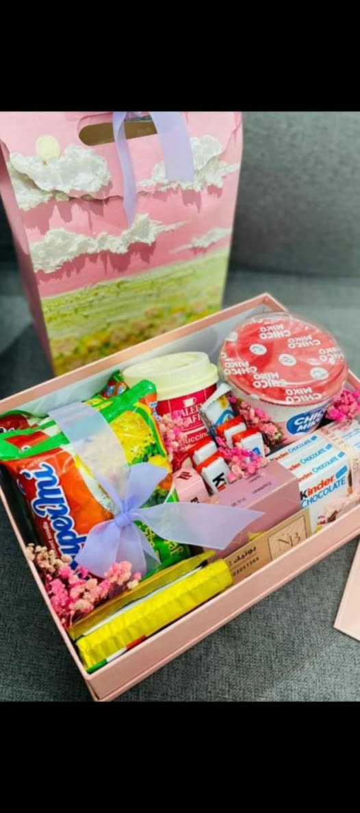 مرحبا
اذا تريدون هدايا نسائية و رجالية متوفر عندي 
دخلولي خاص و ادزلكم الصور لان ما ناشرة كلشي بالصفحة
و إذا تحبون اسويلكم بوكس حسب الطلب اخلي بي شغلات من اختياركم
و موجود طباعة صور على لوحات و كوب و هودي توصيل داخل العراق


**إذا كنت صاحب هذا الإعلان وتريد حذفه لأي سبب، رجاءا أرسل رسالة إلى الدعم الفني**