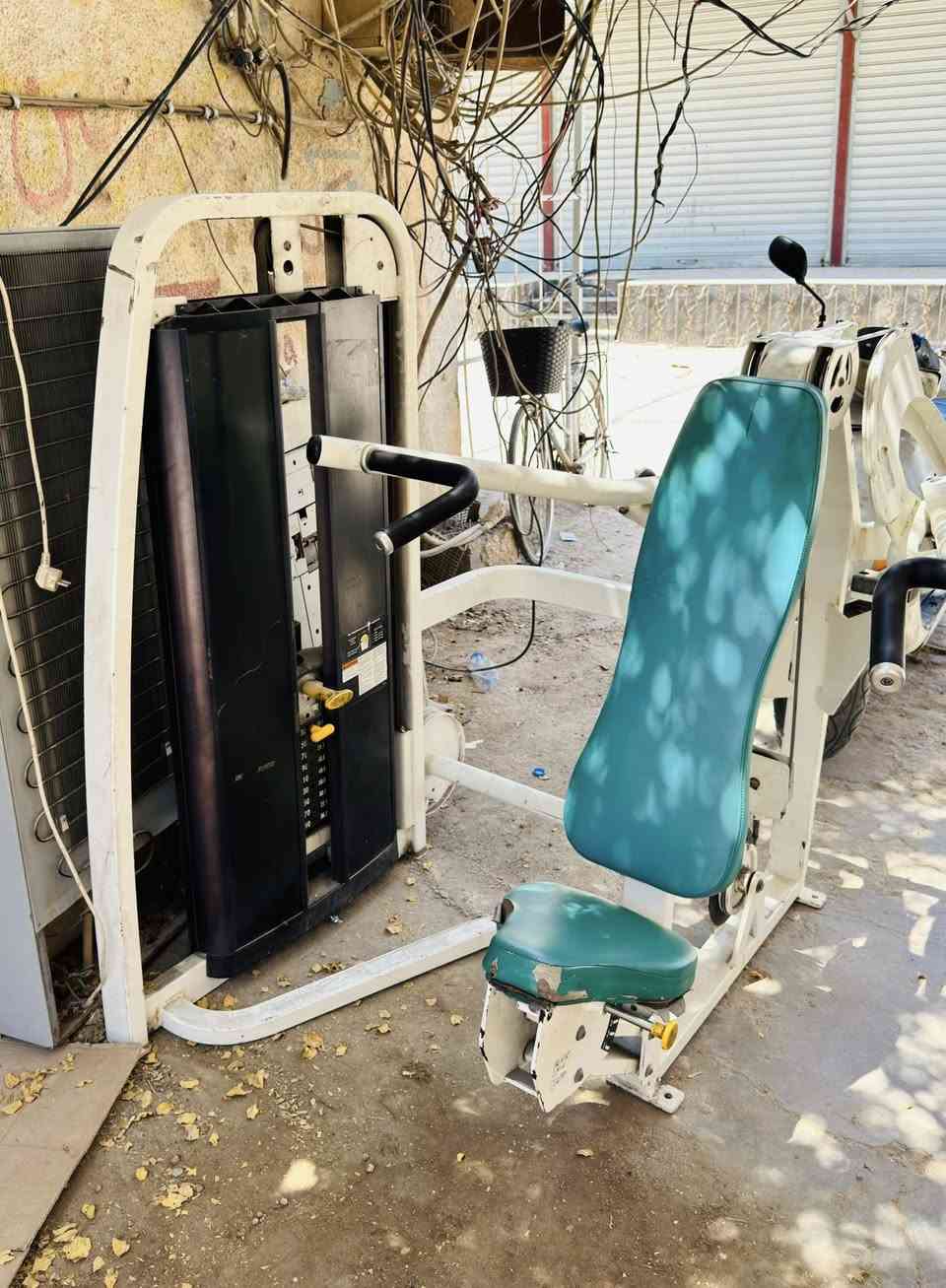 ضغط اكتاف سايبكس نظيف جداً سلاسه فول سعر 4 ورقات   ***********
