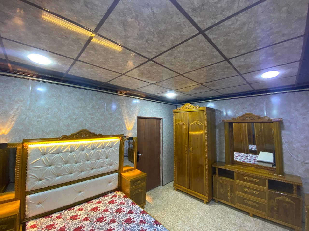 معمل نجاره الطارق الجليل الفرع لأول شارع الطبيب الفرع الثاني السده قرب مشروع العملاق فصال حسب الطلب *********** وتساب*********** السعر خاص
