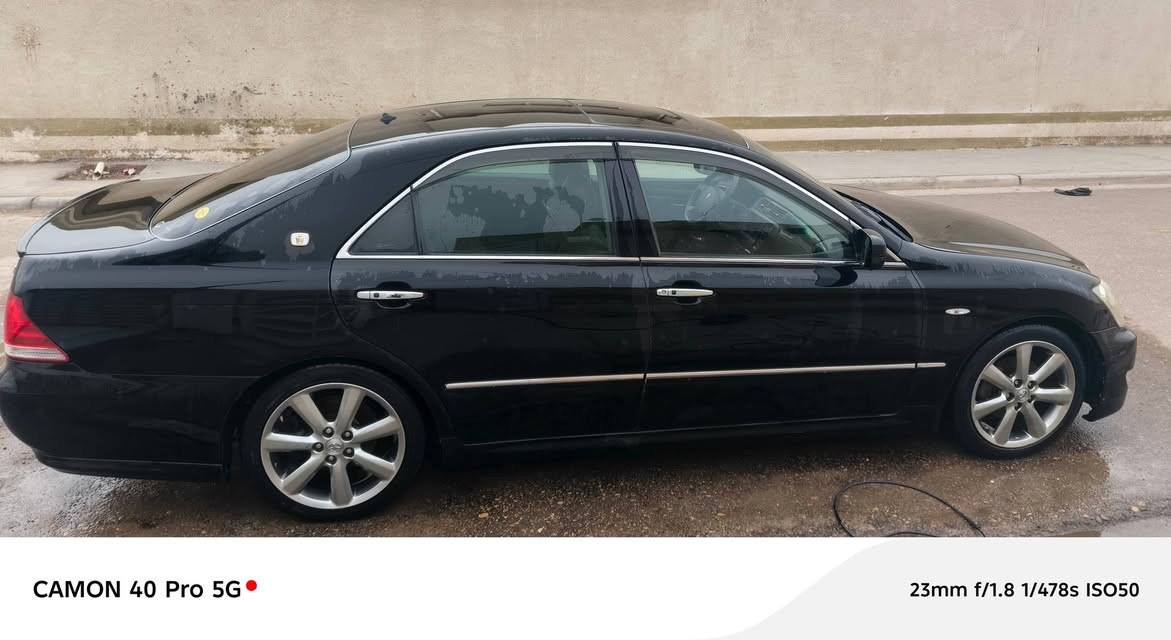 سياره شاهينه 2004 فول مواصفات السياره بدون كص كفاله والسونار ماله موجود رقمي ***********
