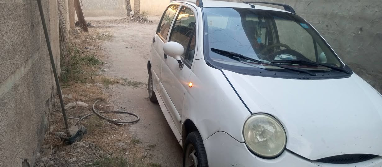 السلام عليك شيري كيوكيو للبيع ٢٠٠٩ رقم بغداد بسمنه عليها غرامه ٤٠٠ ألف تنزل من سعرها 
السعر 25وبيه مجال عنوانها ديالى جديدة الشط
***********
