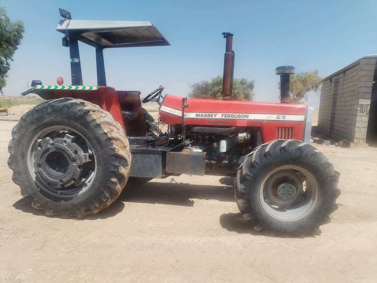 فوركسن برازيلي للبيع موديل 2001 نضيف ماعايزو برقي السعر 32 وبي مجال الستفسار علرقم ***********
