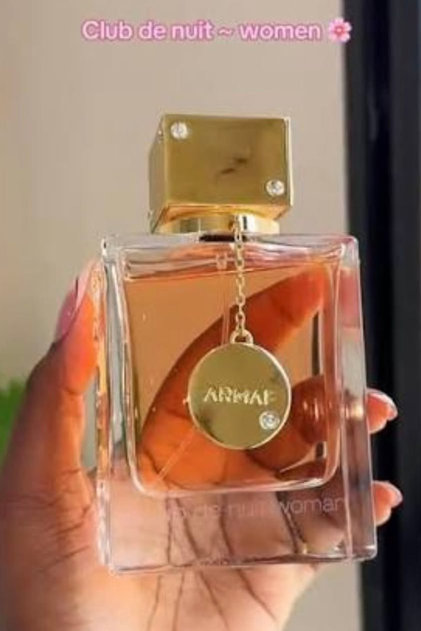 Club de Nuit Woman Armaf 
من اجمل والطف العطور النسائية 
بديل لعطر كوكو شانيل مدمزيل

عطر زهري - فواكه للنساء . إفتتاحية العطر البرتقال, البرغموت, الجريب فروت و الخوخ; قلب العطر الورد, الياسمين, الليتشي و إبره الراعي; قاعدة العطر تتكون من الباتشولي, المسك, الفانيليا و نجيل الهند.


**إذا كنت صاحب هذا الإعلان وتريد حذفه لأي سبب، رجاءا أرسل رسالة إلى الدعم الفني**