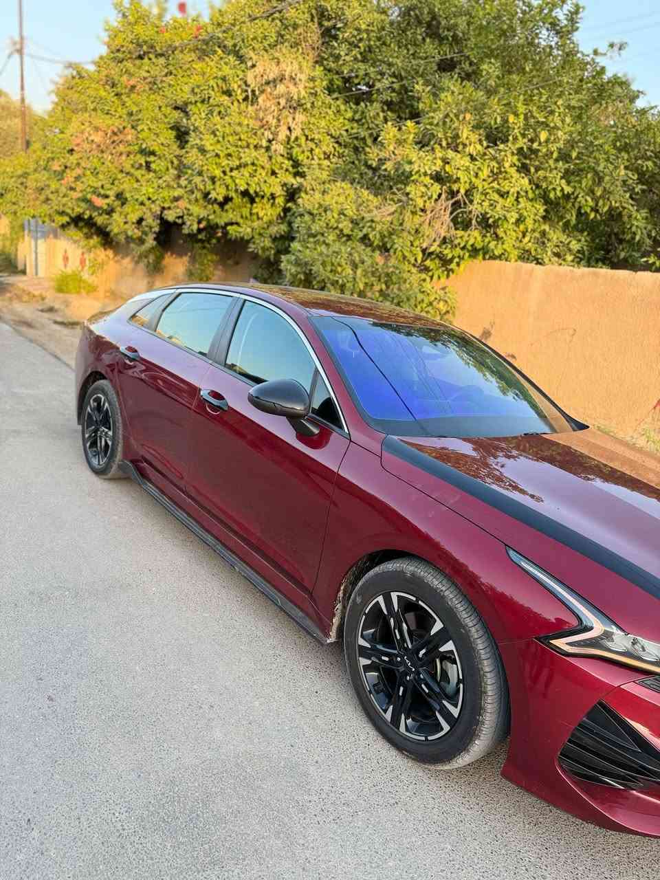 السلام عليكم 

KIA K5 2022
وارد امريكي 

المواصفات:
بصمة 
شاشة كبيرة 
تحكمات ستيرن كاملة
رادارات امامية وخلفية وجانبية
تشغيل عن بعد 
تخم تايل جديد

السيارة جديدة بمعنى الكلمة وماناقصها برغي مال جناي وعلى ايدي بيها بس الجاملغ الخلفي وحافة البنيد فقط الحافه على كد شبر 

مكان السيارة بابل 
السعر 158 ورقة وبي مجال جداً بسيط❤️


**إذا كنت صاحب هذا الإعلان وتريد حذفه لأي سبب، رجاءا أرسل رسالة إلى الدعم الفني**