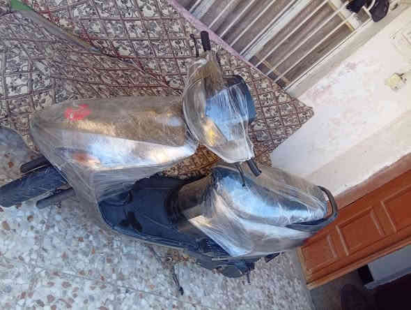 سلام عليكم درجه فراشه للبيع درجه نضيفه مجفته مره وحده لدرجه تجي وتفحص عنوان البصره حي انتصار 
الرقم ***********السعر 400وبيه مجال
