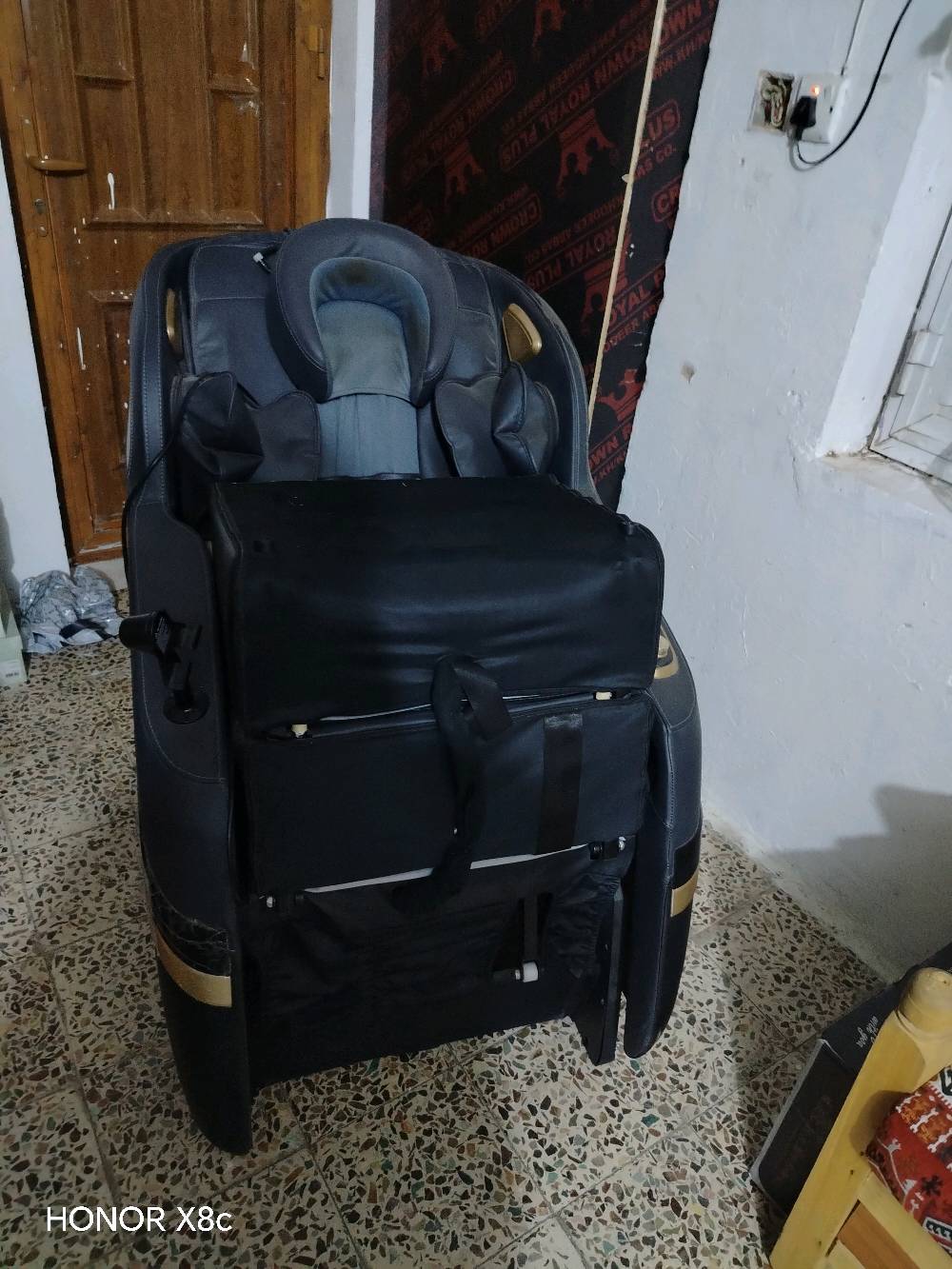 جهاز مساج  اخو الجديد النضافه 95٪ الشراي يجي خاص ويددلل