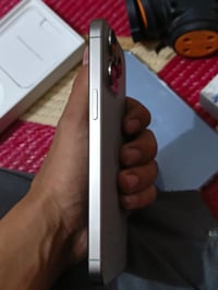 أيفون 15 برو ماكس  تلفون جديد   ب99  ذ 256  دبل خط   السعر 1100  للأست...