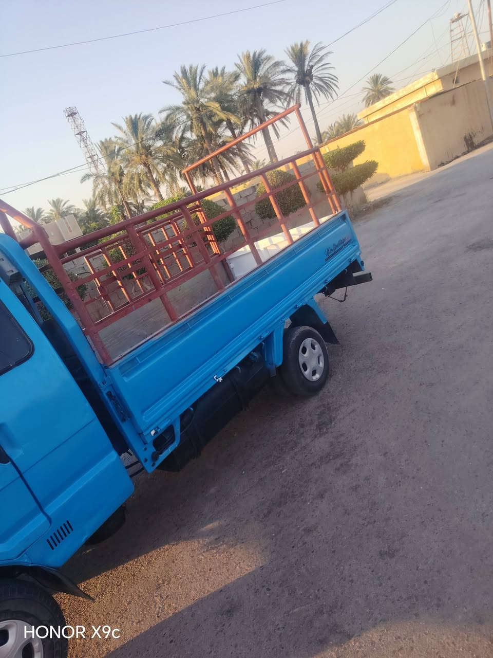 السلام عليكم ورحمه الله وبركاته.
كيا بنكو موديل 96 رقم بغداد

تعهد محرك وكير واكسن وشاصي مكان السياره ابي غريب الزيدان

***********
