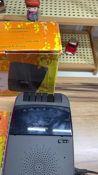 بعد اذن الآدمن  مسجل كاسيت كروندك ١٩٨٥ يعمل على الكهرباء المباشر او بط...