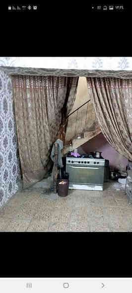 دار للبيع المساحه 200 متر طابو زراعي سند 25 فسفوره تحويل مباشر طابقين يحتوي على 5 غرف نوم واستقبال وصحيات داخليه وخارجيه العنوان حله كريطعه قرب أسواق ايوب السعر97 مع المجال للاستفسار ***********
*********** واتساب
