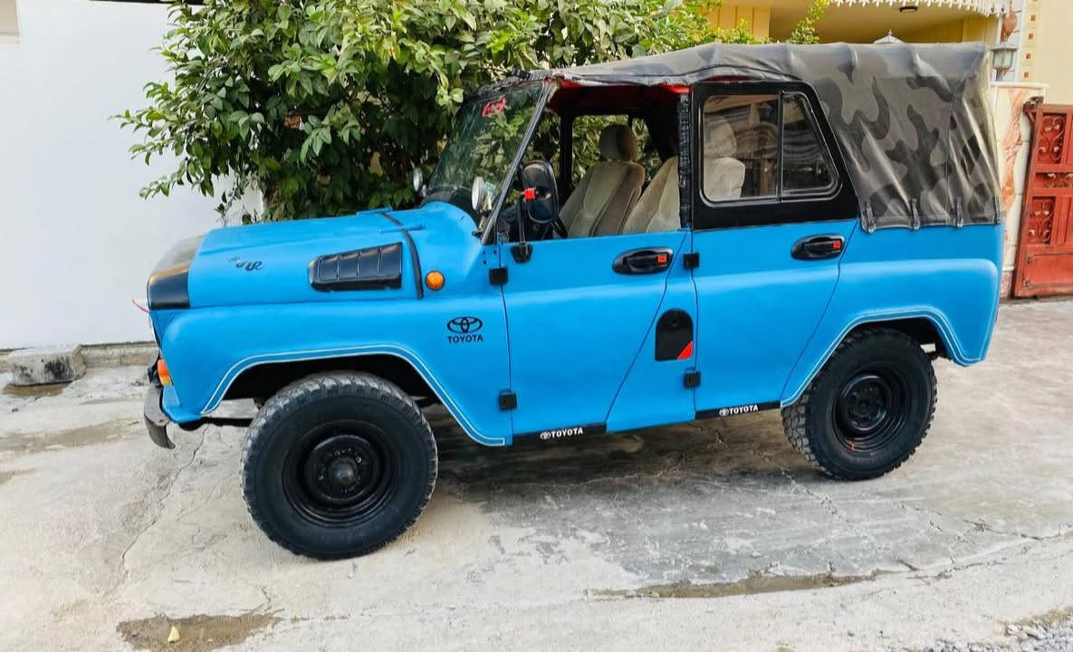 ئۆتۆمبێل: جيب واز ٢٠٠٠ 

گيرومةكينةي ئونجي ئوتوماتيك 
لوكه بةشةرتي ١٠٠ فيتةر 

ســــعر $ یەک کۆمێنـت بکە راســـتەوخۆ بــۆ دێـــت🟢

اكسل بيلاد بريكي ديسك سوكاني باوةرة 
٤ تايةيي رةبةل ويل كةب 
جادرو بان قابي مةزبوته نوقساني نيية
 ناوي كامل گاعي كارةبايي هةمووي ئيشةكاني  كارتي هةية مالي دوسته

ژمارەی خاوەن سەیارە:***********
