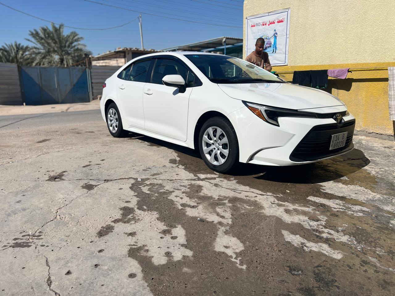 تويوتا كورولا هايبرد موديل 23 وارد امريكي بدون حادث طابه تقرير غرق 
السياره جاهزه من جميع النواحي اي نقص مابيه مرقمه بصره السعر 165وبي مجال اخوان إنه مكلف بالنشر راح اضيف رقم هاتف صاحب السياره اي استفسار مراسلته واتساب او الاتصال *********** البصرة, العراق
