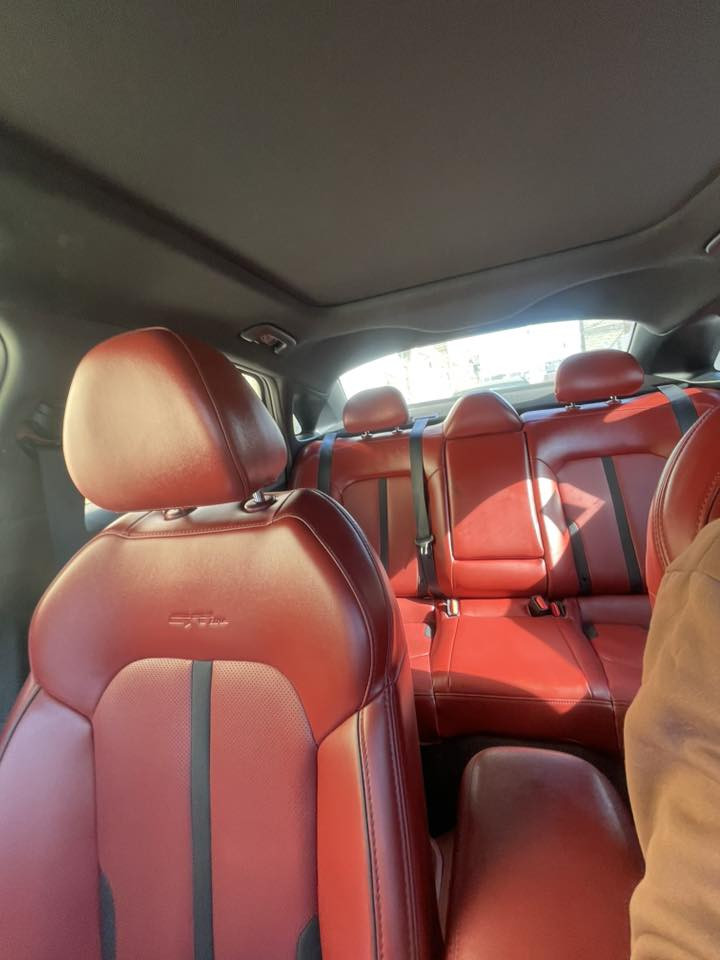 السلام عليكم للبيعَ او مراوس كي5 موديل 2024 ماشيه 30 صارلها شهر داخله  من امريكا جي تي لاين فول رقم كربلاء بنراما نقط عمياء بصمه محرك 1600تيربو      كشنات حار بارد تحكم ستيرن تشغيل عن بعد قياده ذاتيه كرسي كهرباء رادار امامي كامرا خلفيه ترحيب شاحنه وايرليس بدون يرباك 5 انضمه شاشه كار بلي كامرا دوارا   بجم سليم  بدون حادث وبدون يرباك صور الحادث داخل المنشور رقم الهاتف ***********
