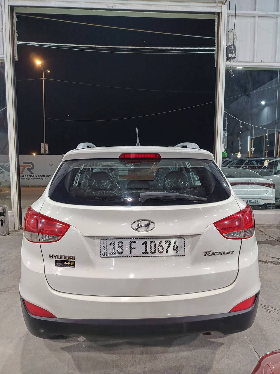 السلام عليكم 👋
هونداي توكسان خليجي🚗🚗
الموديل 2011💯
رقم بابل الدولي جاهز تحويل مباشر 👌
السيارة مكفولة من الصبغ والتبديل👍
المواصفات ستندر
 ويل كب 
فول تحكم ستيرن 
كشافات
محرك2000 دوش
السعر / 13800$
السيارة حلوة وجاهزة من جميع النواحي بدون أي نقص

للتواصل والاستفسار الاتصال على الارقام
 *********** واتس إب 📲
***********📞
الموقع:📍حلة _ حي الصحة _ مجاور فندق بابل
#معرض_الوليد_لتجارة_السيارات
انستا📲https://www.instagram.com/alwaleed_cars_1?igsh=MXMyOHN2bDJ6OXhvcg==
تيك توك 📲
https://www.tiktok.com/@alwaleed__cars1?_r=1&_t=ZS-91hXDqXB40A
