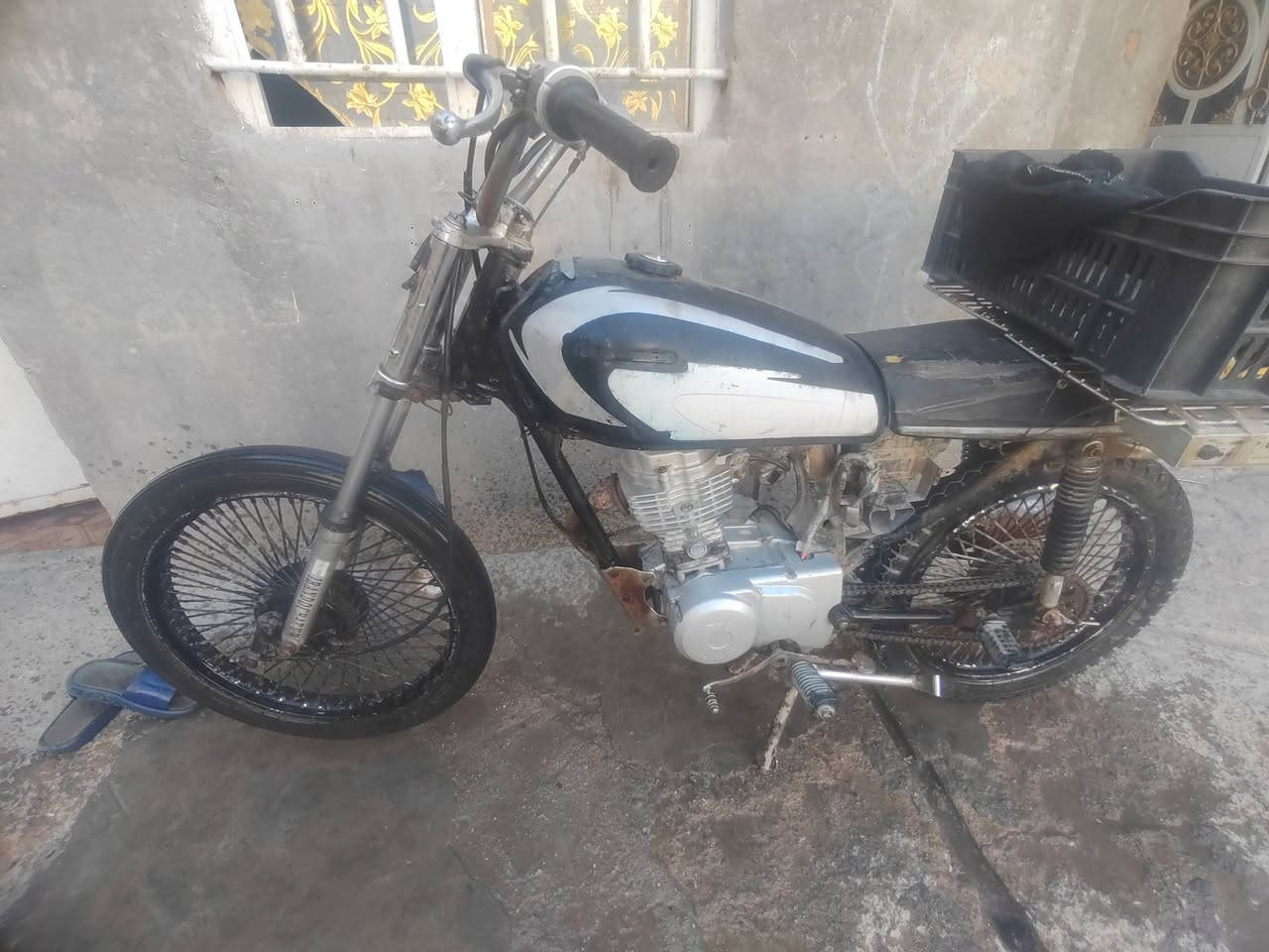 سلام عليكم دراجه نامه اصلي دراجه شله قويه محرك مكفول تواير جدد الوراق ضايعه عدي ابيعلك مكفول متواجد شريحه *********** سعر275
