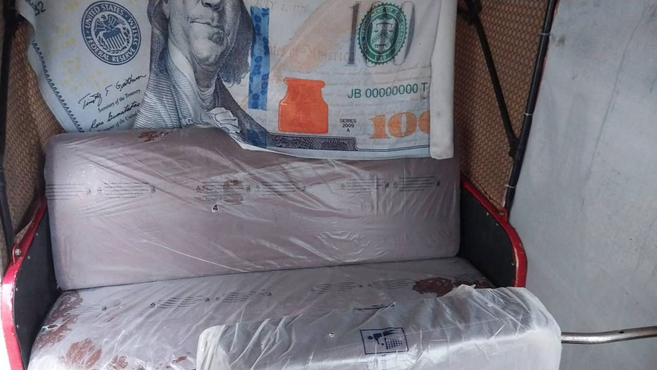 سلام عليكم  تكتك 2020 \12  شهر تكتك  نضيفه خير من الله  لا ضربه ولا معجون تكتك من يدك للشارع كبل تشتغل بيها ما تصرف عليها ولا دينار 
الشعب شارع المدارس حي سومر 
***********
